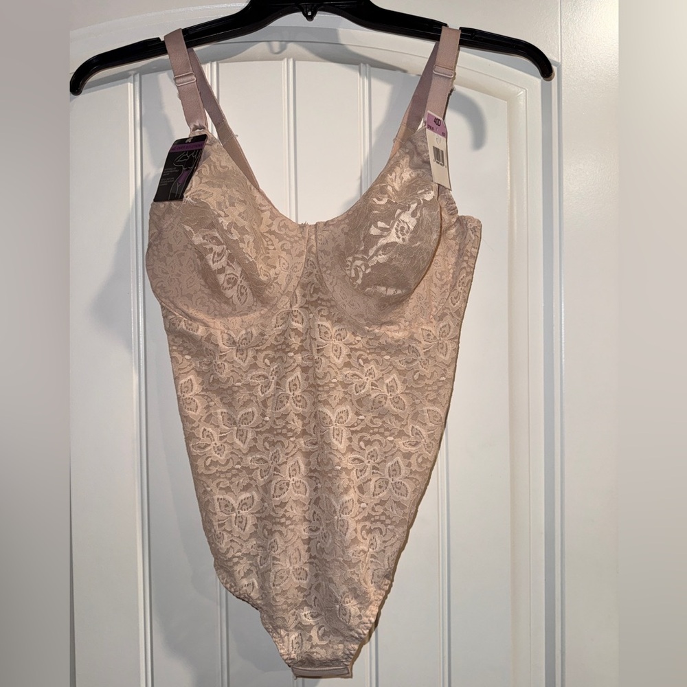 Bali Lace 'N Smooth Firm-Control Body Shaper 8L10